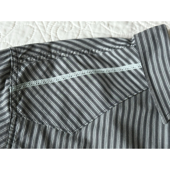 CINCH Men's Western Modern Fit Pearl Snap Long Sleeve Shirt Gray Stripe Sz L EUC - Picture 11 of 15